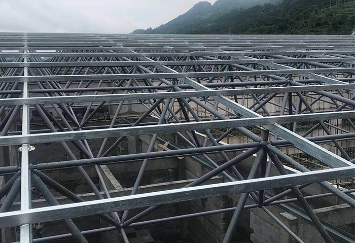 冷水江学校艺体楼网架